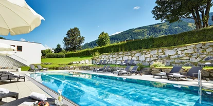 Hundehotel - Pools: Innenpool - Flachau - Das Alpenhaus Kaprun