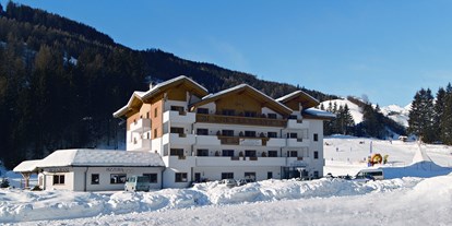 Hundehotel - Unterkunftsart: Chalets - Südtirol - Hotel Winter - Hotel Bergkristall