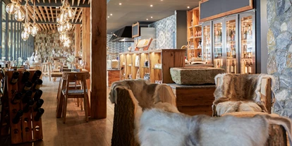 Hundehotel - Sauna - Das Restaurant Isfjord - Ostseehotel Midgard