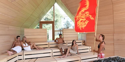 Hundehotel - Pools: Außenpool beheizt - Öpfingen - Sauna in der Therme Jordanbad - Parkhotel Jordanbad