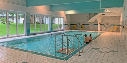 Hundehotel - Pool beheizt - Österreich - Hallenbad - Ferienwohnung Mitterer Schlosspark Grubhof