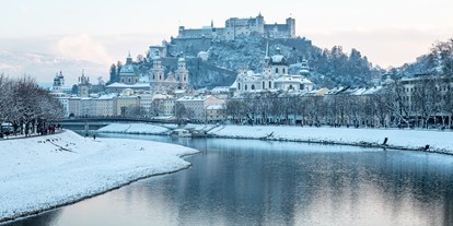 Hundehotel - Klassifizierung: 4 Sterne S - Stadt Salzburg - Blick auf die Festung Hohensalzburg - Arabella Jagdhof Resort am Fuschlsee, a Tribute Portfolio Hotel
