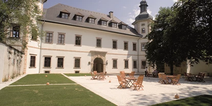 Hundehotel - Umgebungsschwerpunkt: am Land - Hutterer Böden - JUFA Hotel Schloss Röthelstein/Admont***