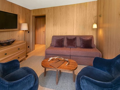 Hundehotel - Preisniveau: moderat - Rauth (Nesselwängle) - Zimmer im alpinen Stil - Hotel Schranz 