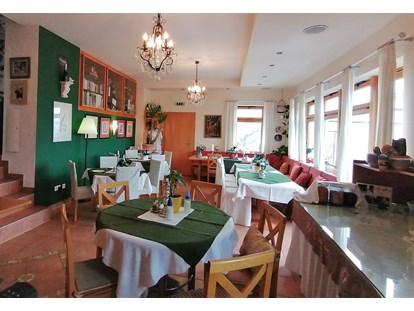Hundehotel - Umgebungsschwerpunkt: Therme - Aufenthalts- Frühstücksraum für unsere Gäste - Landhaus FühlDichWohl- Boutique Hotel