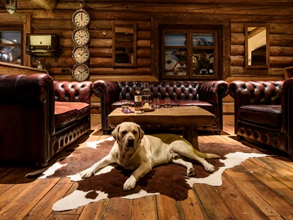 Hundehotel - Hund im Restaurant erlaubt - Fließ - Sporthotel Grandau