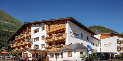Hundehotel - Pools: Außenpool beheizt - Tirol - Lechquell Hotel Post Steeg 