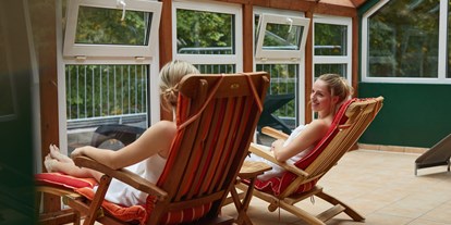 Hundehotel - Unterkunftsart: Hotel - Millienhagen-Oebelitz - Wintergarten mit panoramblick in den Schweizer Wald - TRIHOTEL Rostock