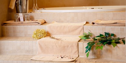 Hundehotel - Hallenbad - Private Spa Suite - St. Martins Therme & Lodge 4* Superior