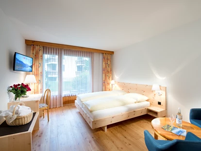 Hundehotel - Sauna - Davos Dorf - Unsere schönen Classic Zimmer bieten allen Komfort. - Hotel Chesa Surlej