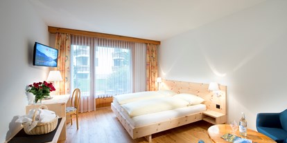 Hundehotel - Unterkunftsart: Hotel - PLZ 7515 (Schweiz) - Unsere schönen Classic Zimmer bieten allen Komfort. - Hotel Chesa Surlej