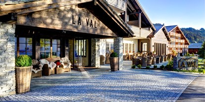 Hundehotel - Preisniveau: gehoben - Graubünden - Aussenansicht - LA VAL Bergspa Hotel Brigels