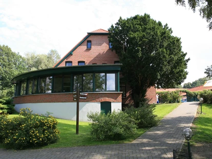 Hundehotel - Umgebungsschwerpunkt: am Land - Burg Stargard - Wintergarten  - Seehotel Heidehof
