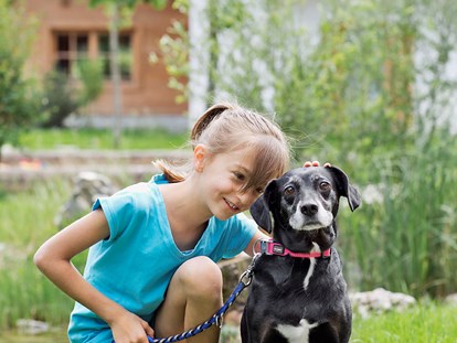 Hundehotel - Kinderbetreuung - Urlaub mit Hund im Feriendorf Holzleb'n - Feriendorf Holzleb'n