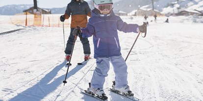 Hundehotel - Kinderbetreuung - Skifahren direkt neben dem Feriendorf Holzleb´n - Feriendorf Holzleb'n