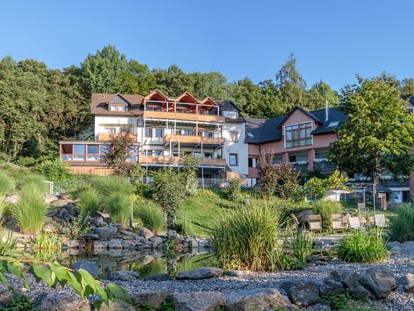 Hundehotel - Umgebungsschwerpunkt: See - Natur-Hunde-Hotel Bergfried
