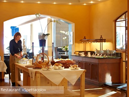 Hundehotel - Frühstücksbuffet Restaurant "Spettacolo" - Lenkerhof gourmet spa resort - Realais & Châteaux