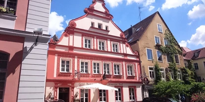 Hundehotel - Doggies: 3 Doggies - Schwarzer Bock - historisches Boutiquehotel im Stadtzentrum - Bio Hotel & Restaurant Schwarzer Bock
