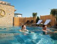 Urlaub-mit-Hund: Nacktschwimmbecken im Saunapanoramahof - Hotel & Spa Larimar****S