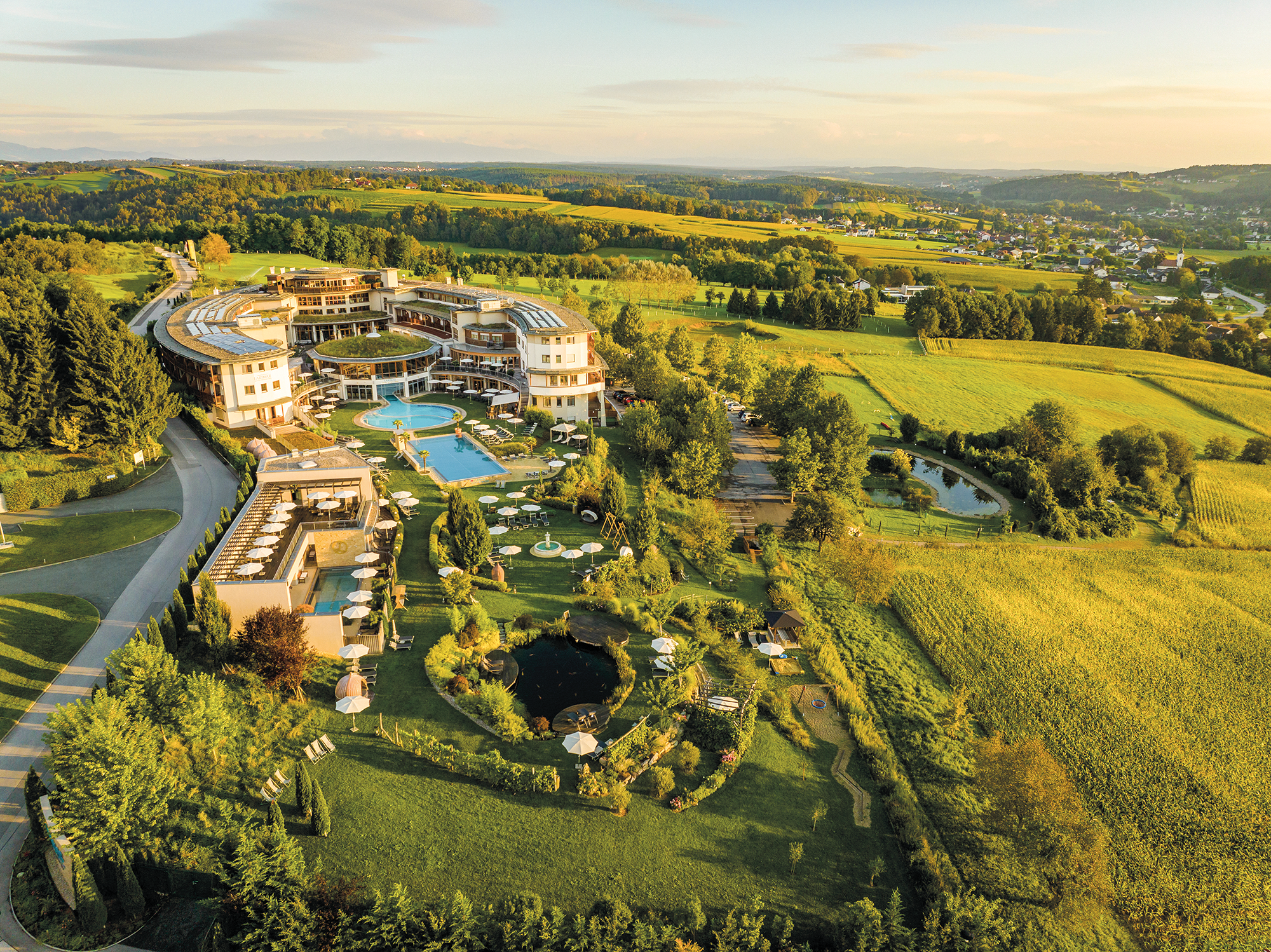 Hundehotel - PLZ 8271 (Österreich) - Wellness auf 36.000 m² Resortfläche - Hotel & Spa Larimar****S