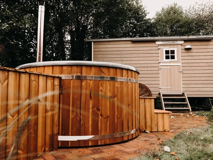 Hundehotel - Verpflegung: Halbpension - Bremen-Stadt - Holz-Whirlpool und Sauna - Okelmann's