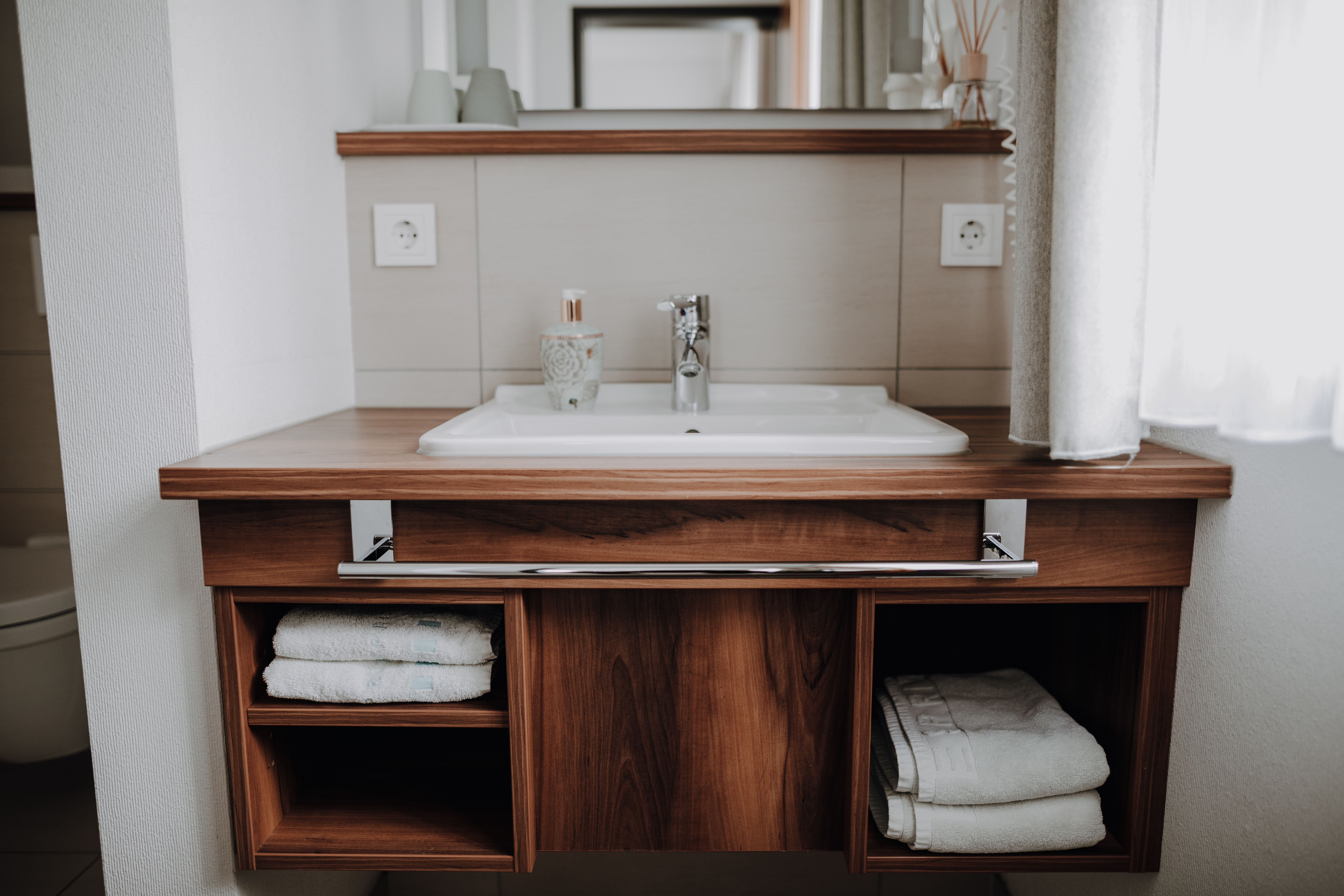 Urlaub-mit-Hund: Badezimmer - Okelmann's | Eco Hotel & Apartement - Wohnen | Schlafen