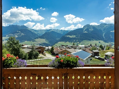Hundehotel - Unterkunftsart: Hotel - Bodio TI - Panorama vom Zimmerbalkon - Hotel Gravas Lodge