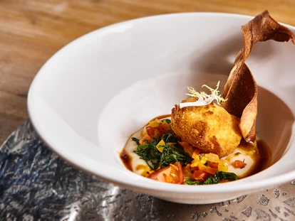 Hundehotel - Ladis - Gastronomie auf hohem Niveau - Das Küchenteam unseres Restaurants "Die 5. Jahreszeit" wurde bereits mehrmals ausgezeichnet und verwöhnt sie bei Ihrem Urlaub im Hotel Riederhof - Hundehotel Riederhof