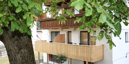 Hundehotel - Feldthurns - Außenansicht Apartments Hubertus - Apartments Hubertus bei Meran - ganzjährig geöffnet