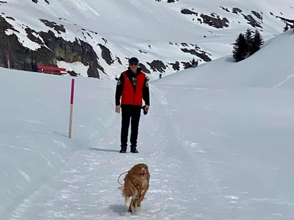 Hundehotel - Doggies: 3 Doggies - Spass im Schnee - **** Hotel Hubertushof