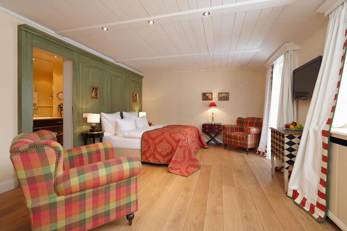 Urlaub-mit-Hund: Juniorsuite - Relais & Châteaux Hardenberg Burghotel