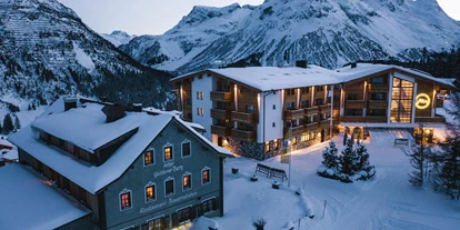 Hundehotel - Ofterschwang - Hotel Goldener Berg im Winter - Hotel Goldener Berg - Mountain Selfcare Resort