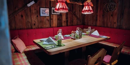 Hundehotel - Ofterschwang - Dirndlstüberl - Hotel Goldener Berg - Mountain Selfcare Resort