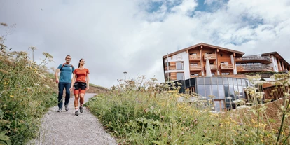 Hundehotel - Ofterschwang - Gassiwege direkt am Goldenen Berg - Hotel Goldener Berg - Mountain Selfcare Resort