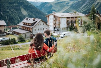 Urlaub-mit-Hund: Inmitten der Natur - Hotel Goldener Berg - Your Mountain Selfcare Resort