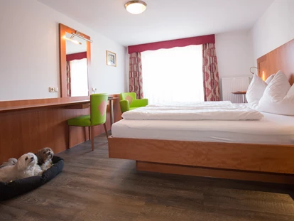 Hundehotel - Ladis - Zimmer - Hotel Bergfrieden Fiss in Tirol