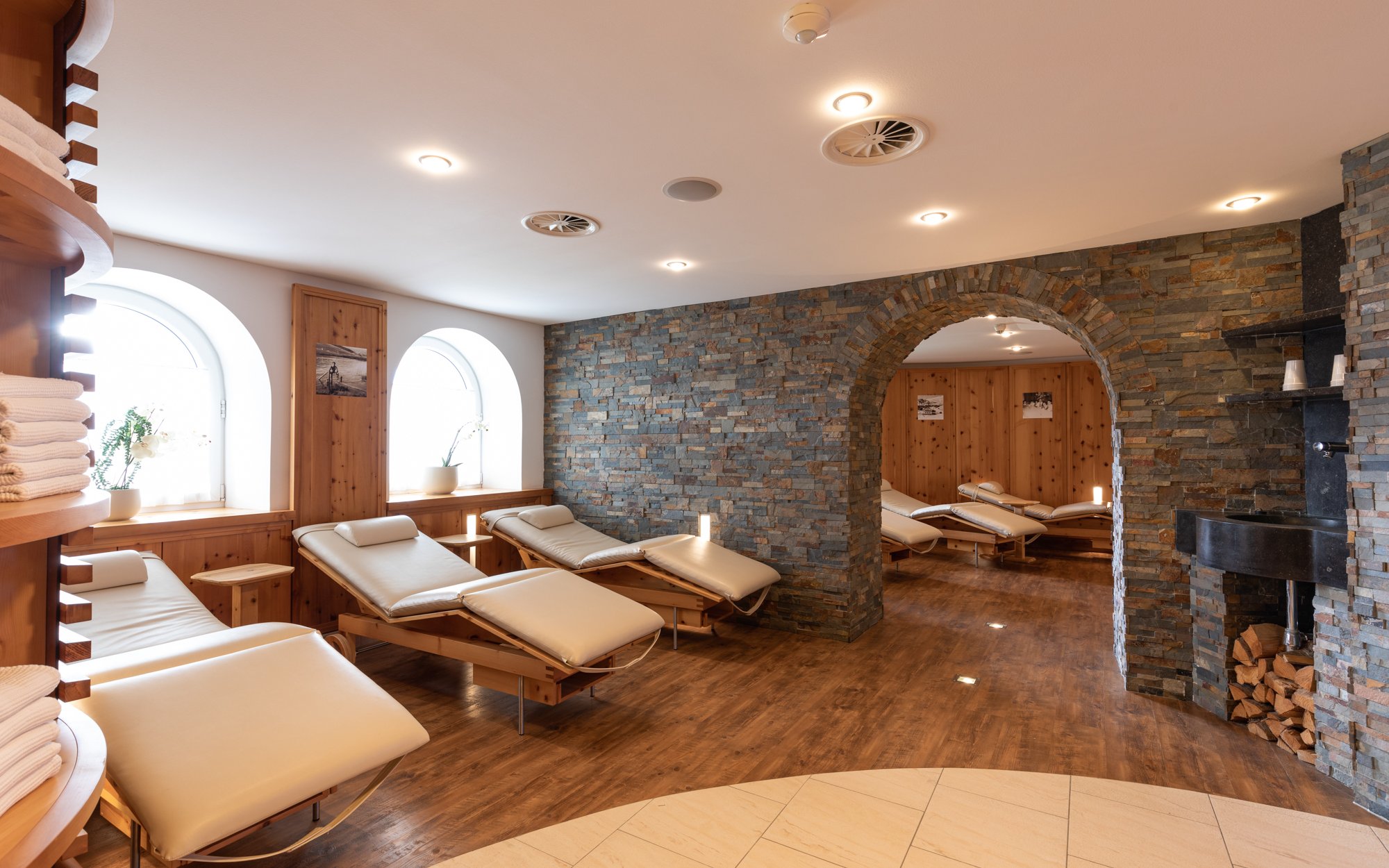 Urlaub-mit-Hund: Hotel Bergfrieden Fiss in Tirol - Wasser | Wellness