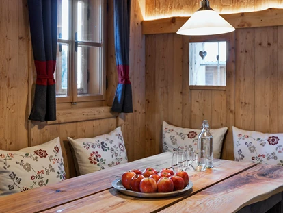 Hundehotel - Tauplitz - Küchentisch im Bauernhaus - Ferienhäuser Gerhart
