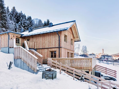 Hundehotel - Tauplitz - Ferienwohnungen Nr. 6 und Nr. 7 mit Blick auf Ortszentrum von Haus im Enns - Ferienhäuser Gerhart