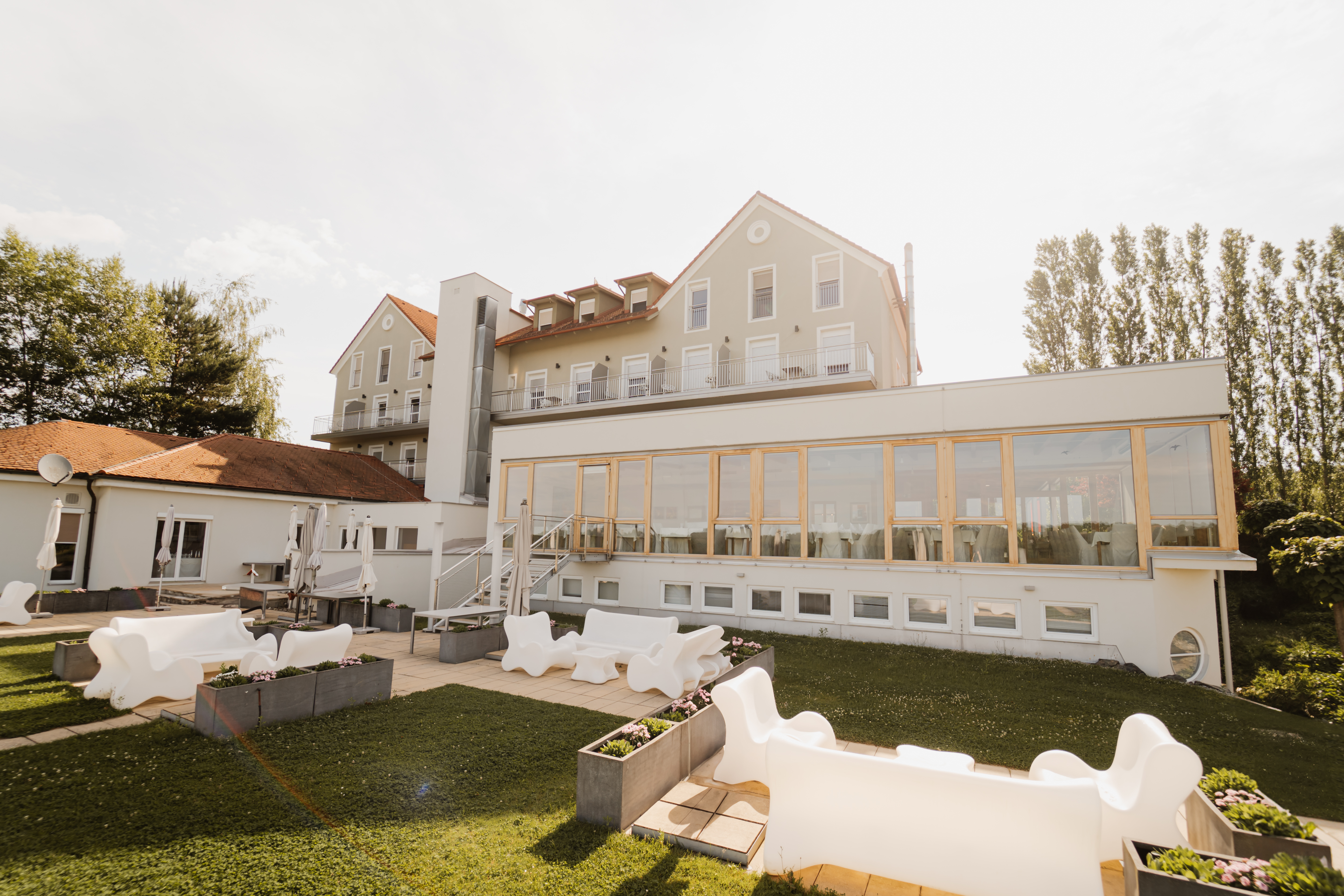 Urlaub-mit-Hund: Loungeterrasse - Das Eisenberg