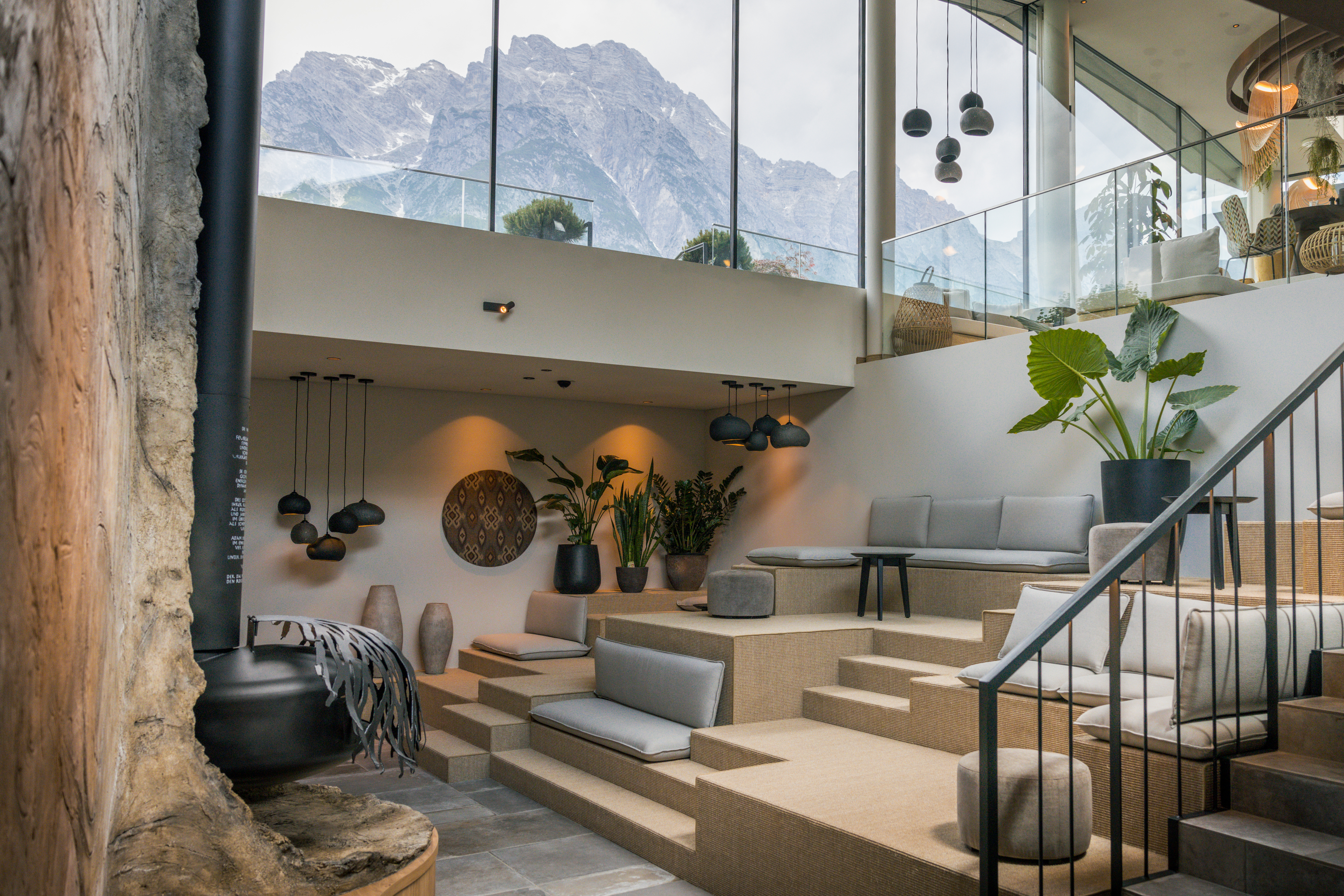 Urlaub-mit-Hund: Kaminlounge - Naturresort PURADIES - Wasser | Wellness