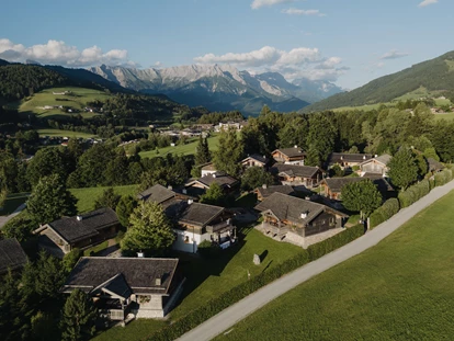 Hundehotel - Pools: Schwimmteich - Chaletdorf Sommer - Naturresort PURADIES