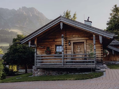 Hundehotel - Pools: Schwimmteich - Chaletdorf Sommer - Naturresort PURADIES