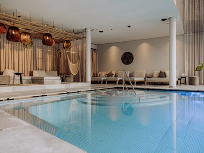 Hundehotel - Pools: Schwimmteich - Heaven Spa - Naturresort PURADIES