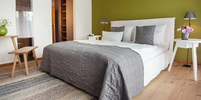 Hundehotel - Ladis - Zweites Schlafzimmer mit en-suite Bad - Das BERGESGRÜN