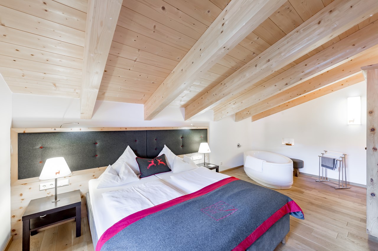 Inntalerhof - DAS Panoramahotel Zimmerkategorien Alpenwelt Kuschelsuite