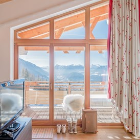 Urlaub-mit-Hund: Wohnkomfort in unserer Lichtblick Suite mit beeindruckendem Panoramablick - Inntalerhof - DAS Panoramahotel