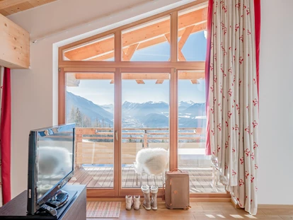 Hundehotel - Ladis - Unsere Lichtblick Suite deluxe für besonders viel Raum und besonderen Wohnkomfort - Inntalerhof - DAS Panoramahotel