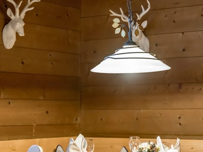 Hundehotel - Ladis - Unsere Tiroler Stub'm mit heimischen Gerichten und Köstlichkeiten aus der Region - Inntalerhof - DAS Panoramahotel
