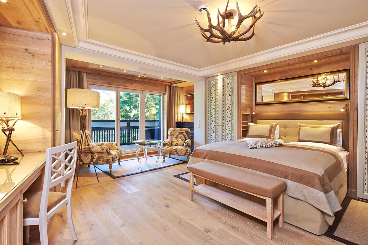 Alpin Resort Sacher Zimmerkategorien Alpin Doppelzimmer de Luxe mit Bergblick